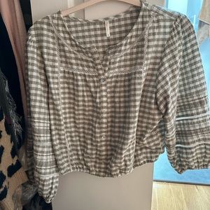 Women’s Rylee & Cru top